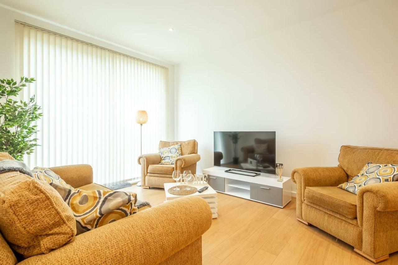 Central Bedford: Two Bedrooms, Breakfast Basket Luaran gambar